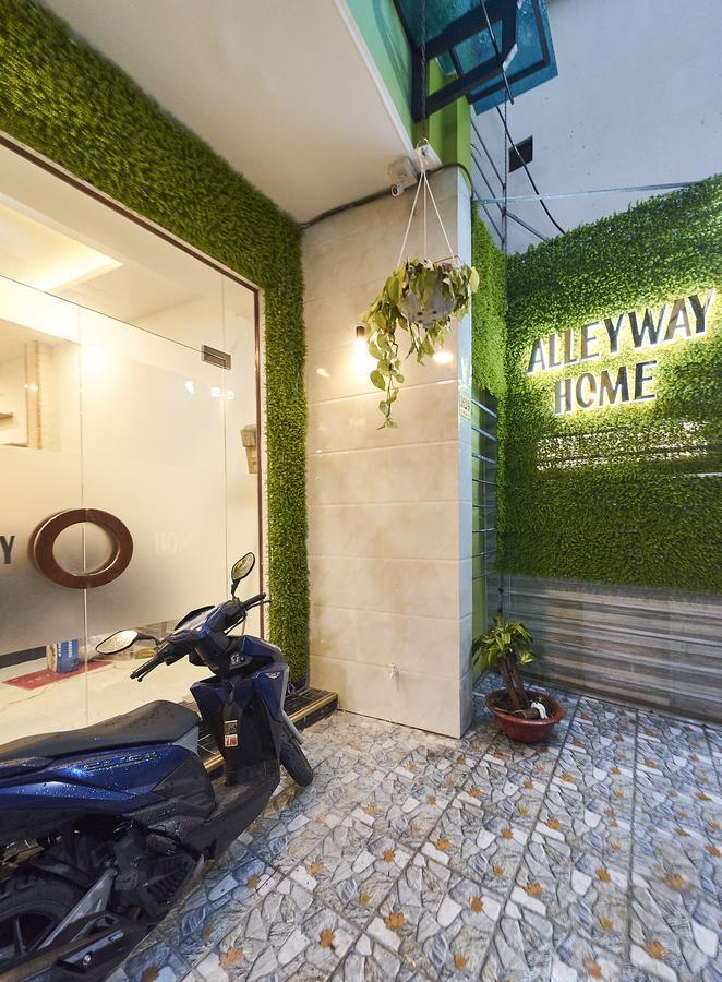 Alleyway Home Ho Chi Minh City Exterior photo